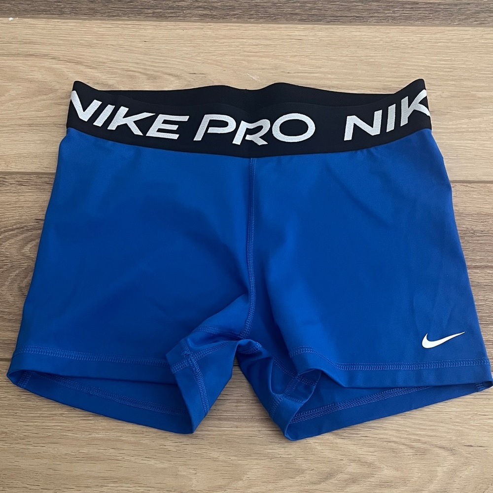 Nike Pro Blue Athletic Shorts - 3” Medium